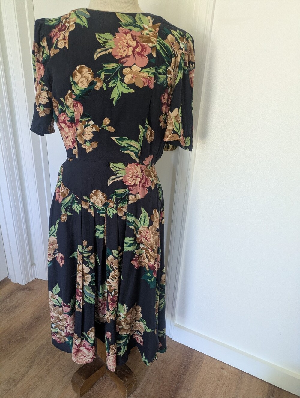 Vintage 90s Floral Midi Dress